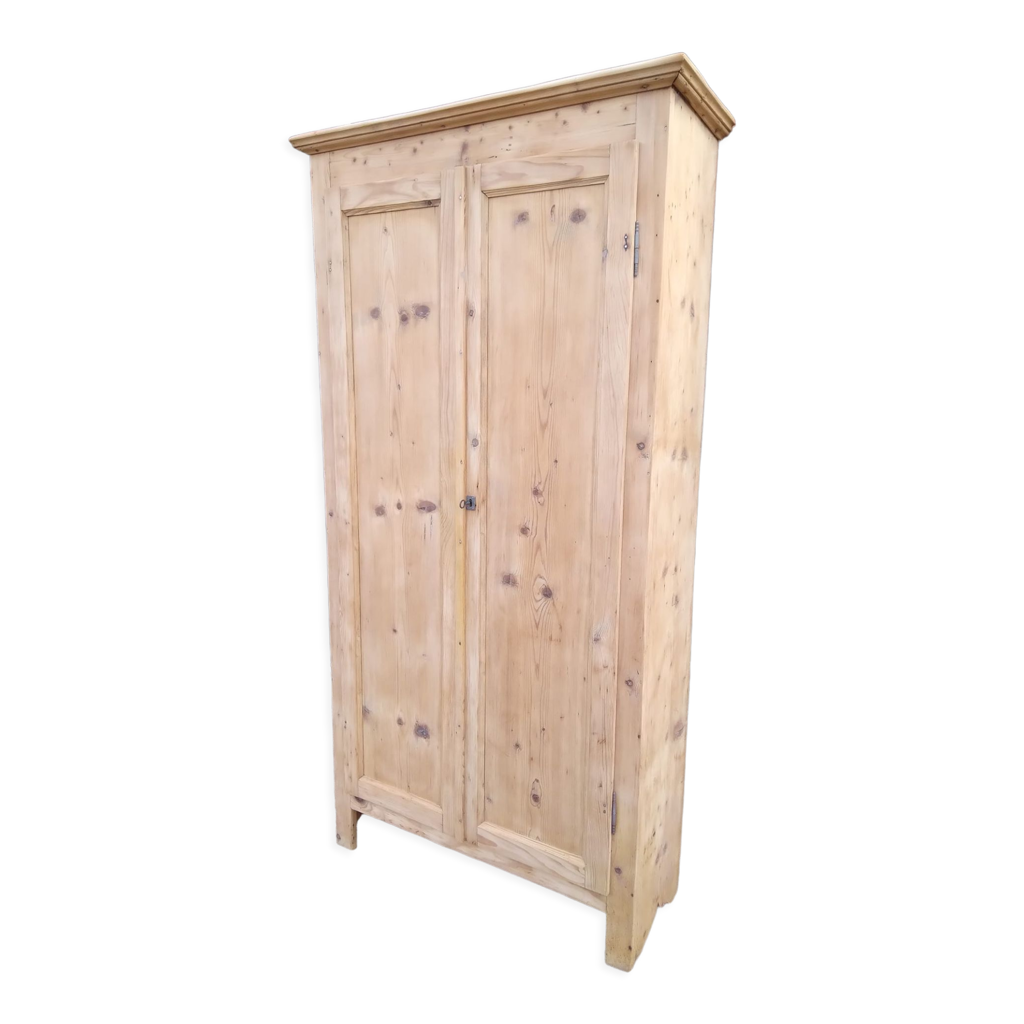 Parisian cabinet raw wood