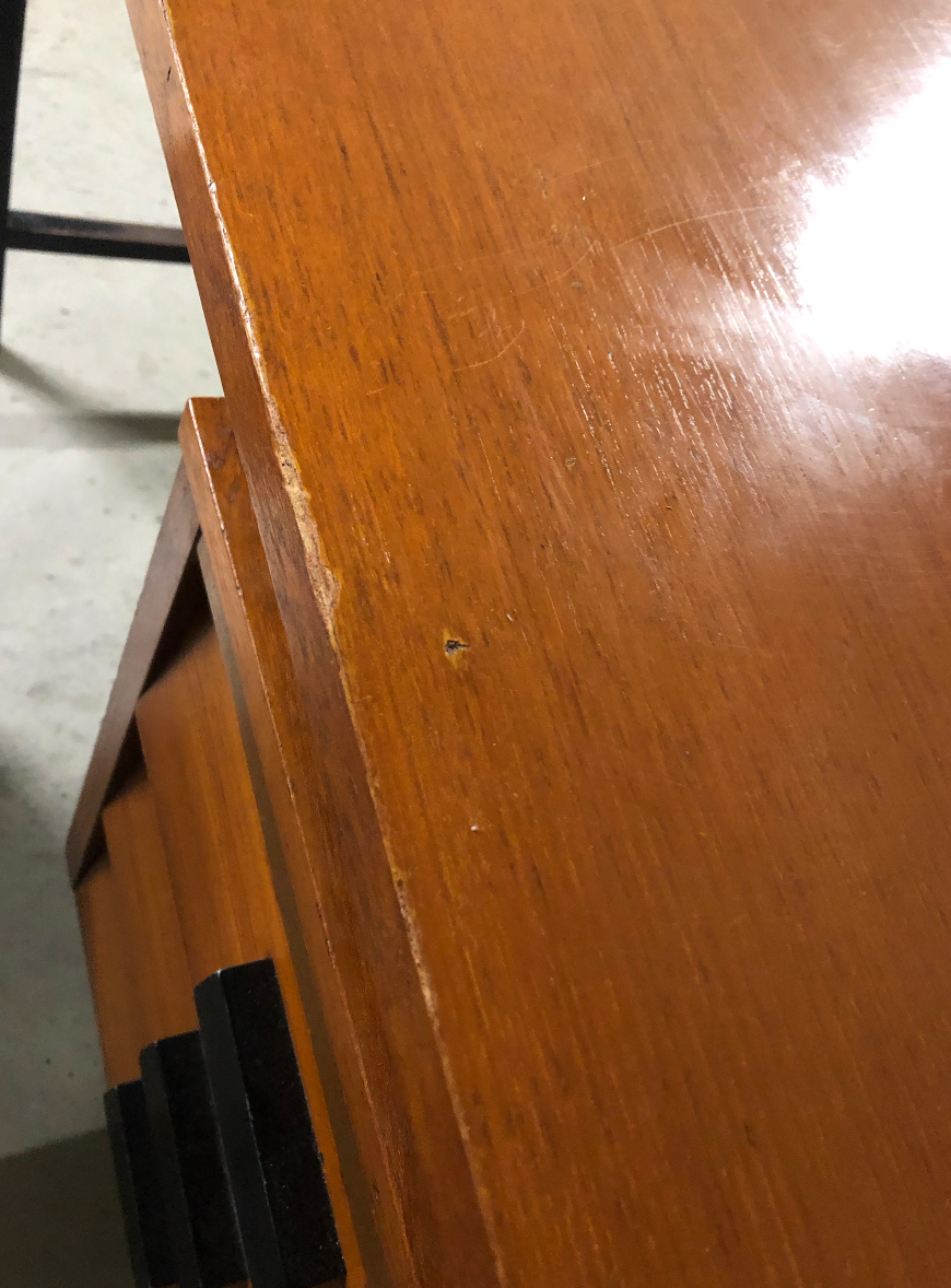 Bureau des années 60