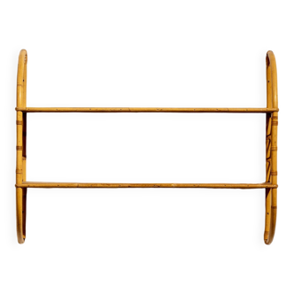 Etagère en rotin