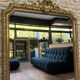 Miroir de cheminée Napoléon III 150,5/120cm, doré à la feuille d’or