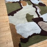 Zirrus rug with 1970s camouflage patterns