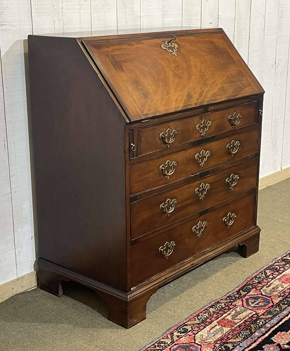 English Georgian donkey desk from the 19th century, mahogany and oak.
