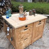 Central island / Saucepan storage unit