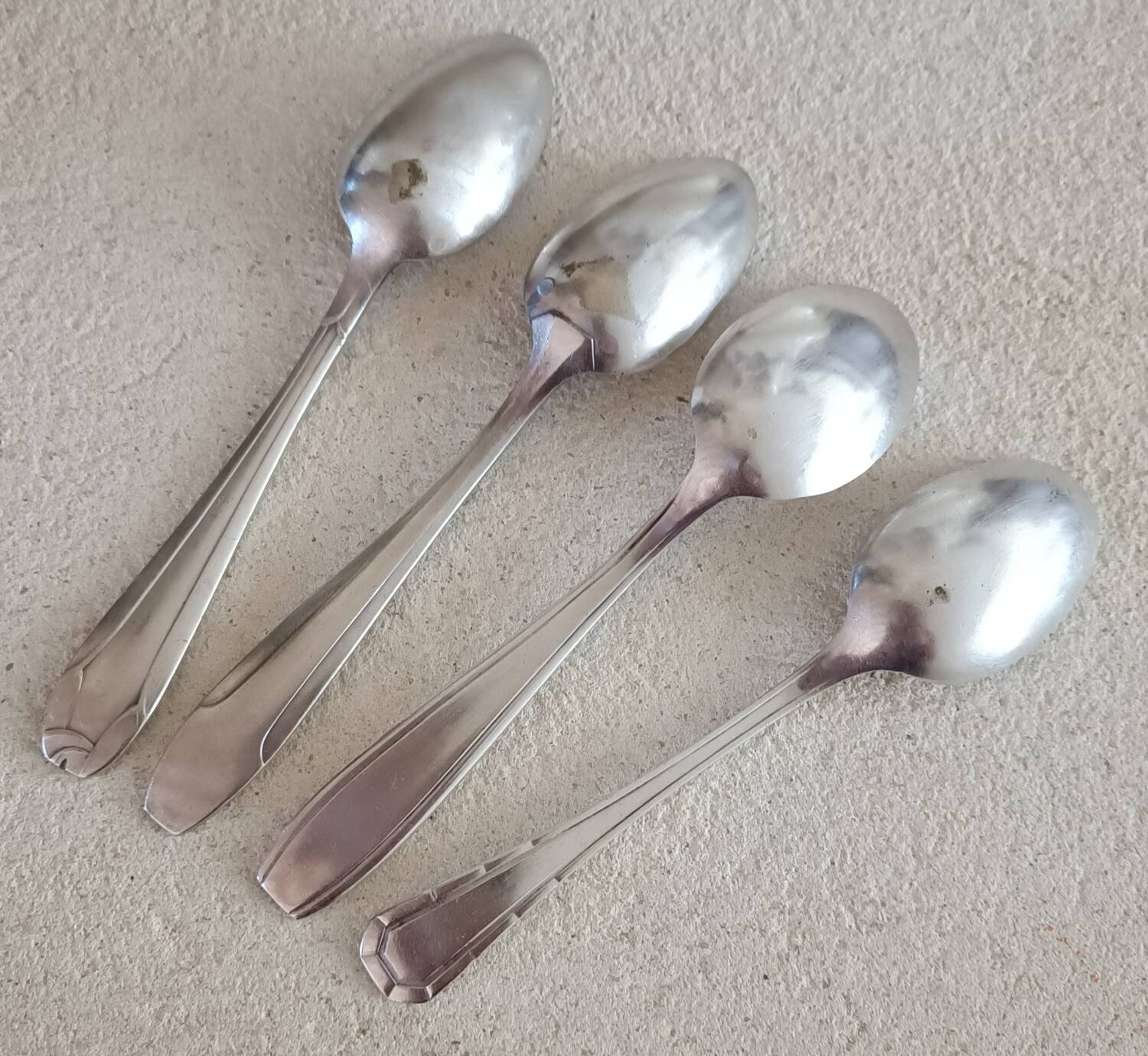 4 small Art Deco spoons