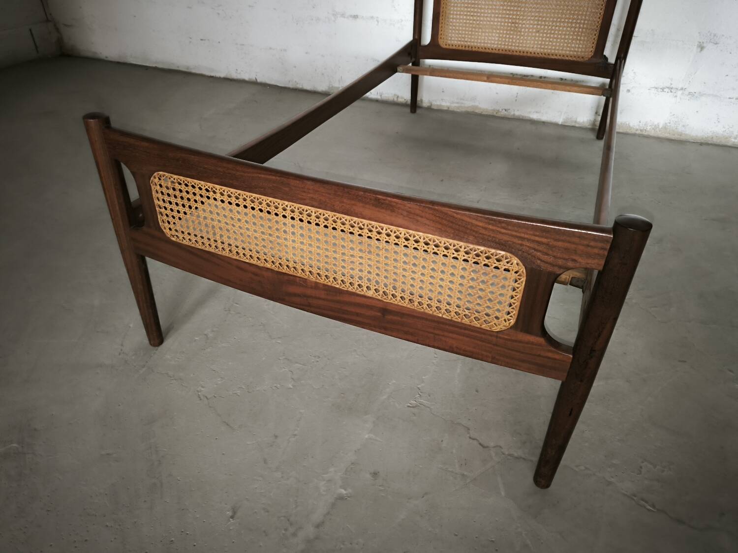 Scandinavian bed for children