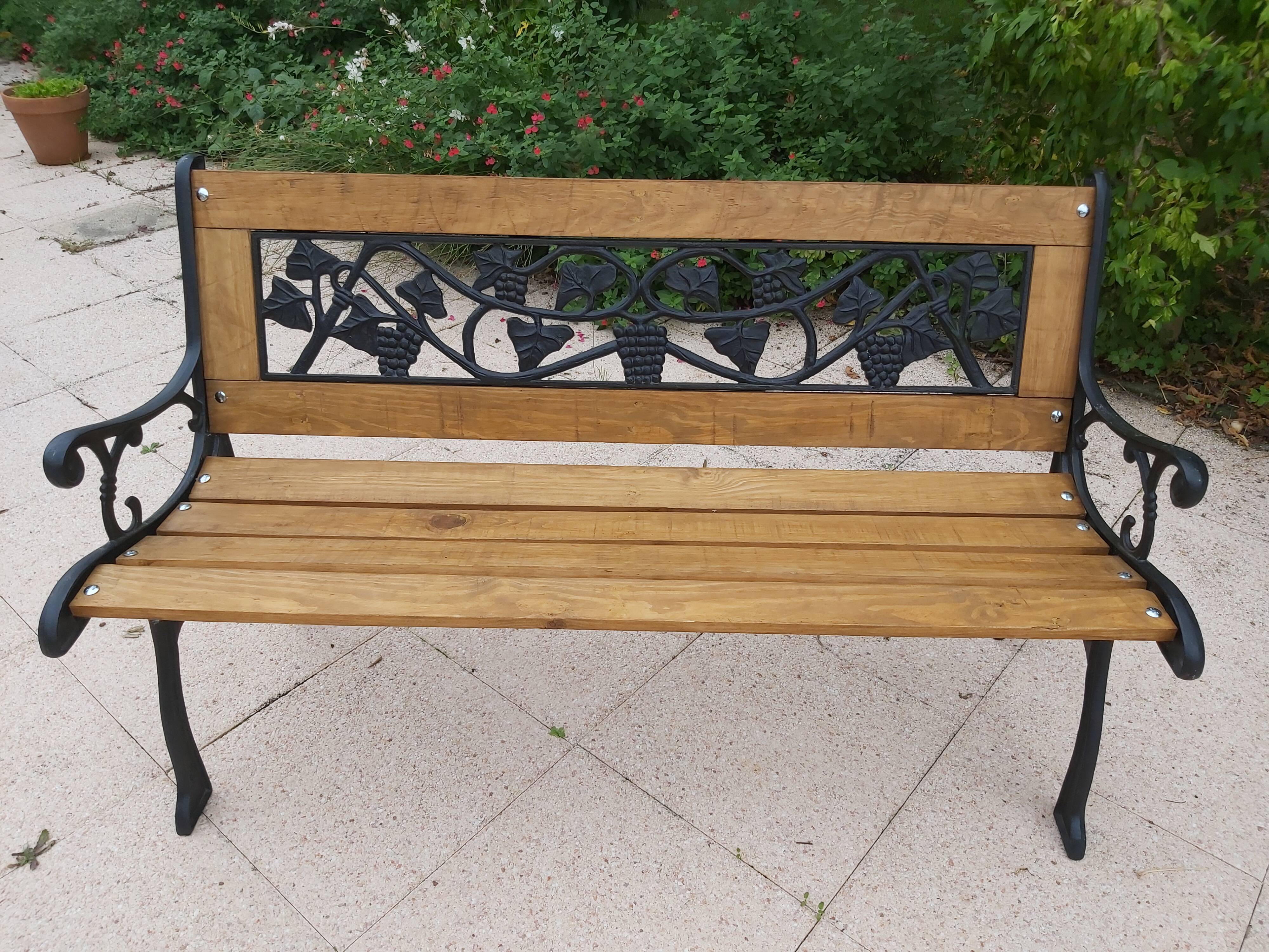 Garden bench