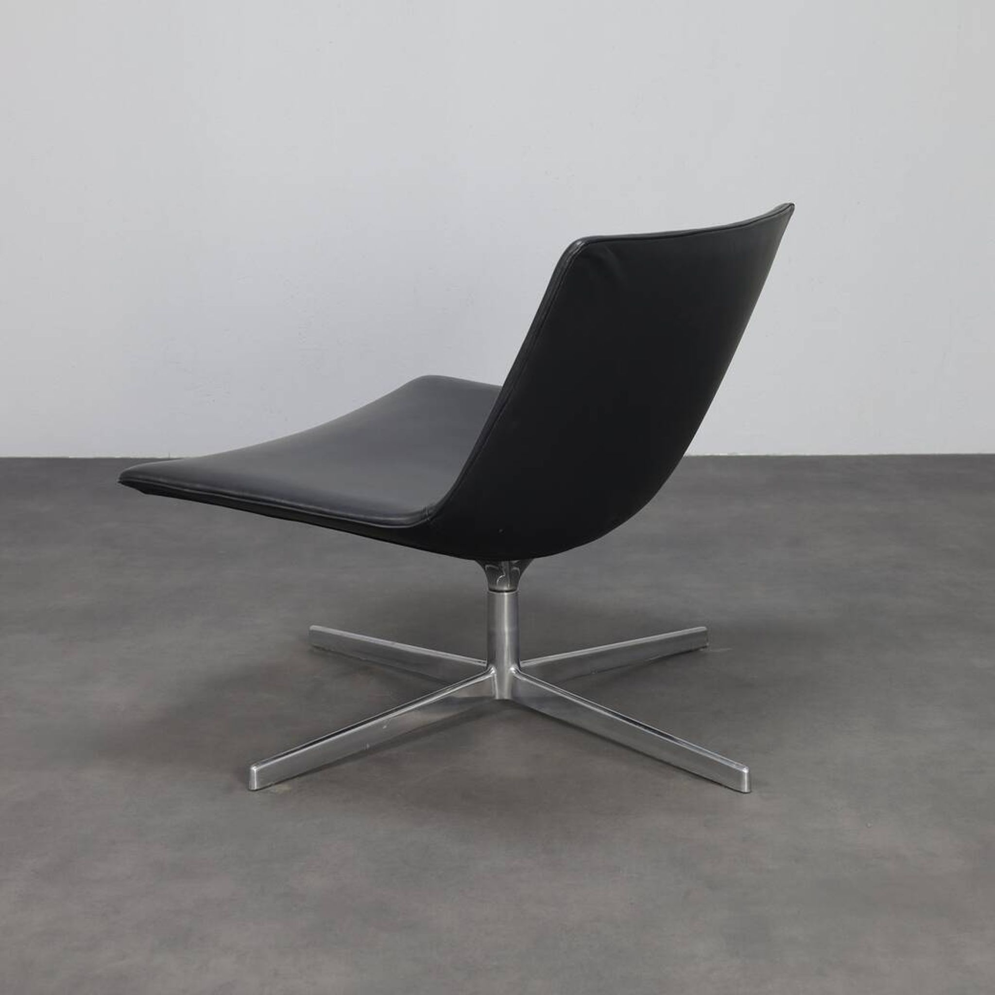 Swivel Lounge Chair "Catifa 80" by Lievore Altherr Molina for Arper, Italy,