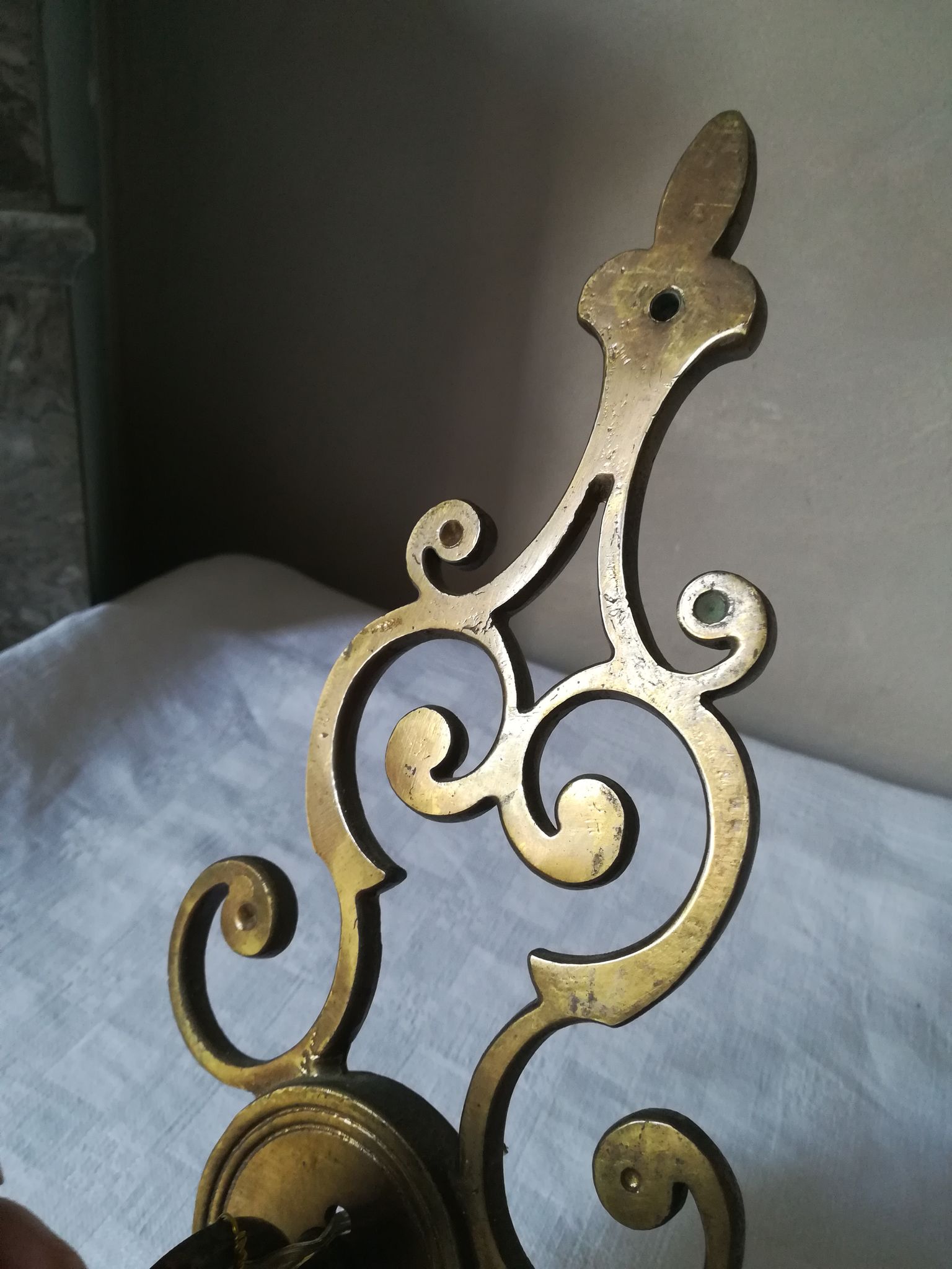 Duo d'appliques en laiton