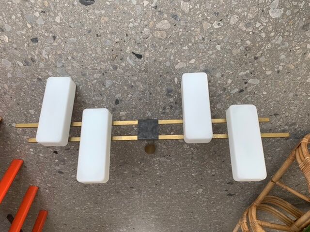 Hanging year 60 metal opaline