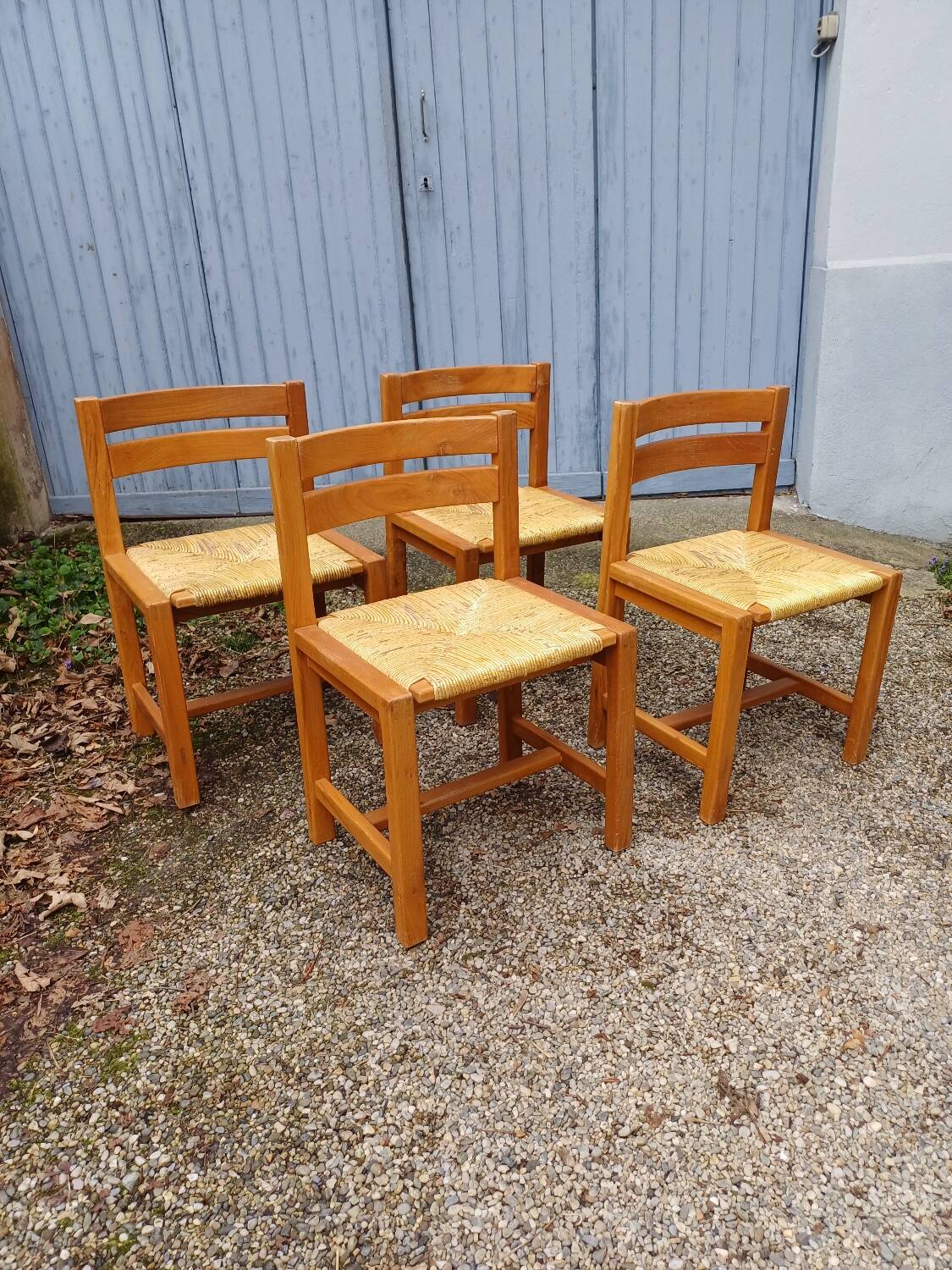 Set of 4 vintage Regain chairs