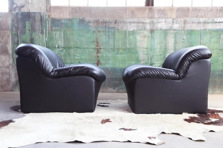 Fauteuil sculpturale rembourrée post-moderne 1980