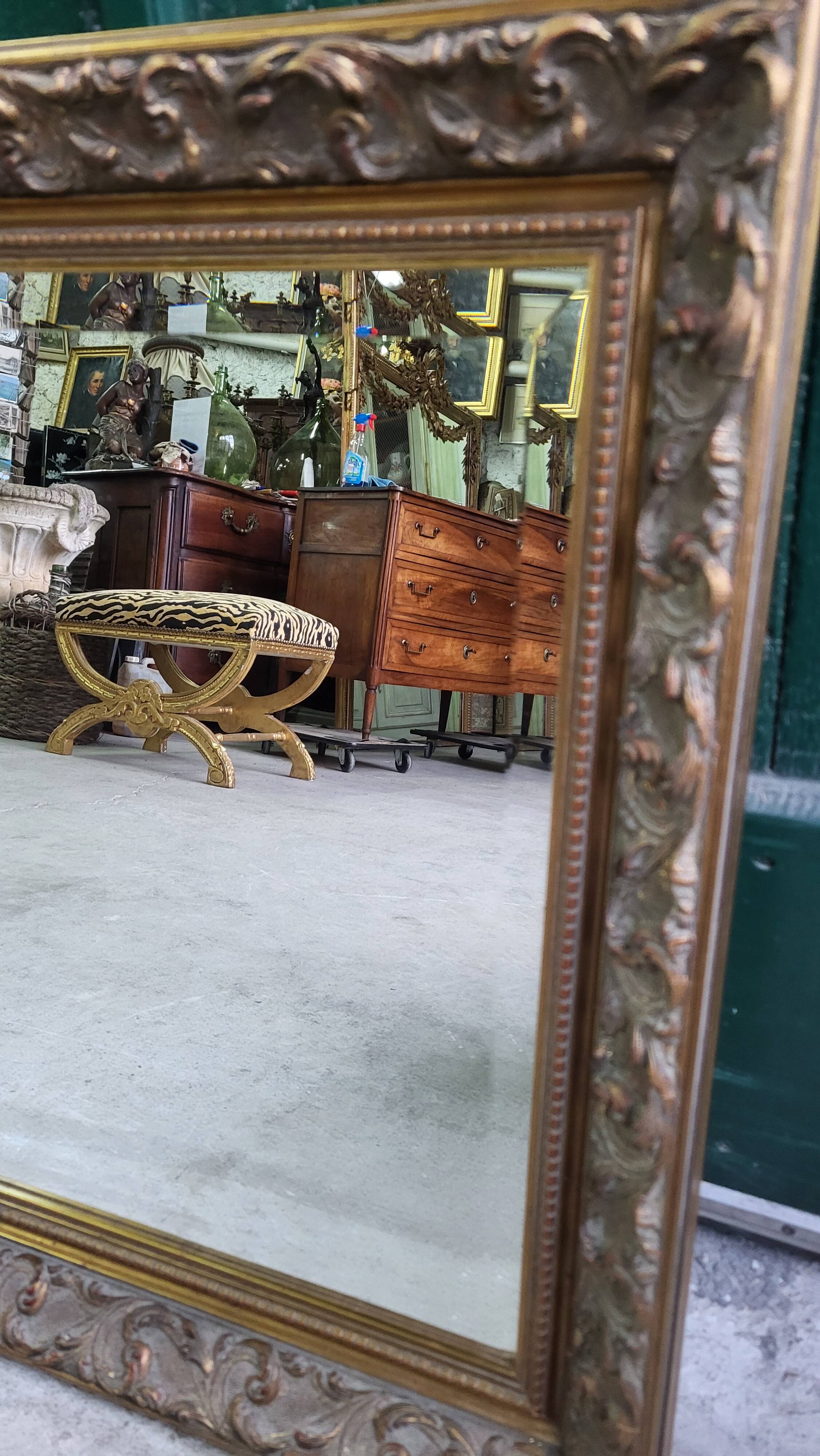 RECTANGULAR BEVELLED MIRROR