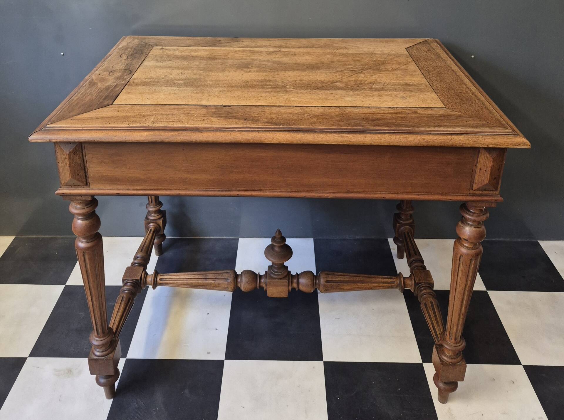 Ancienne table à écrire d'appoint bureau en bois massif 