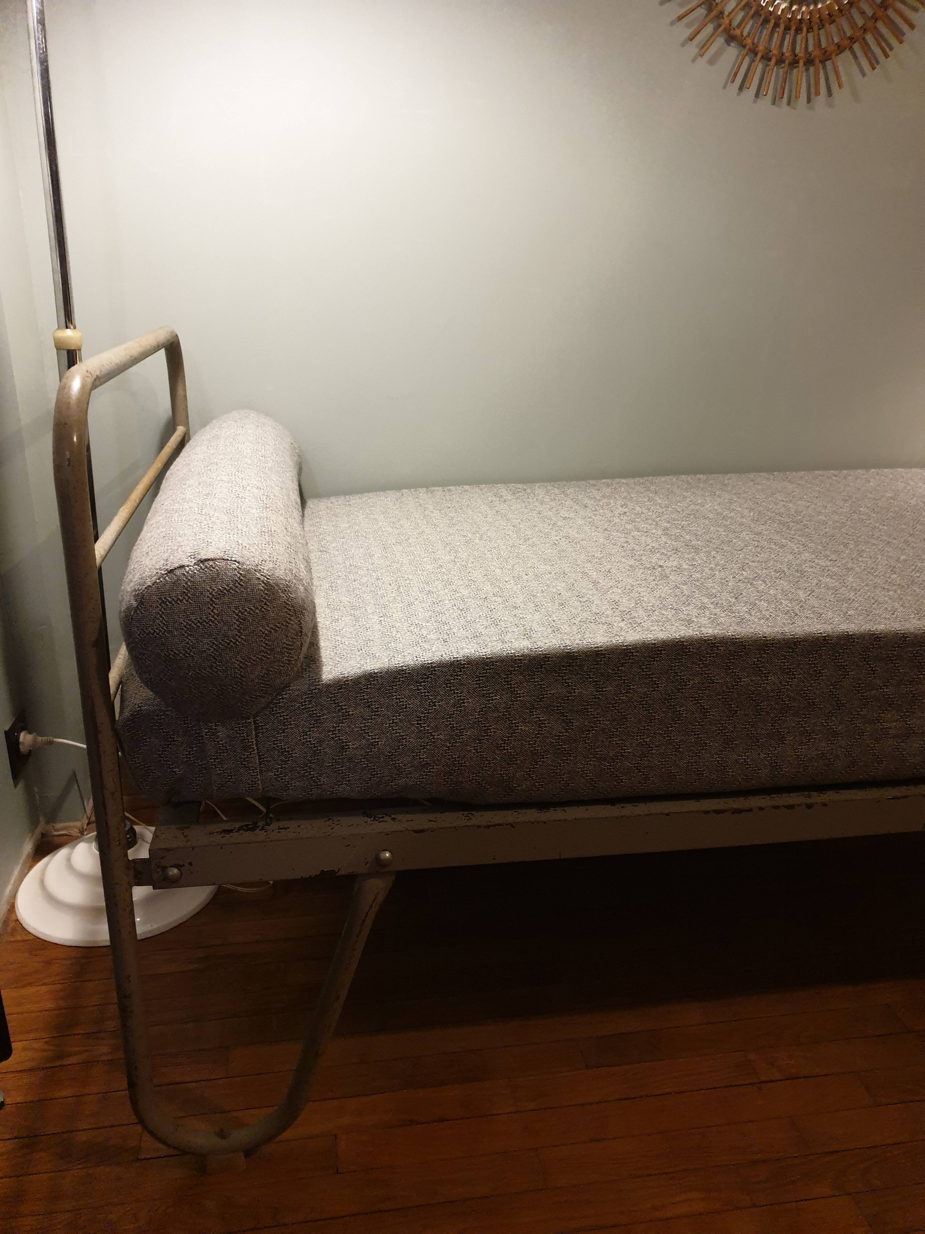 Day bed 1950