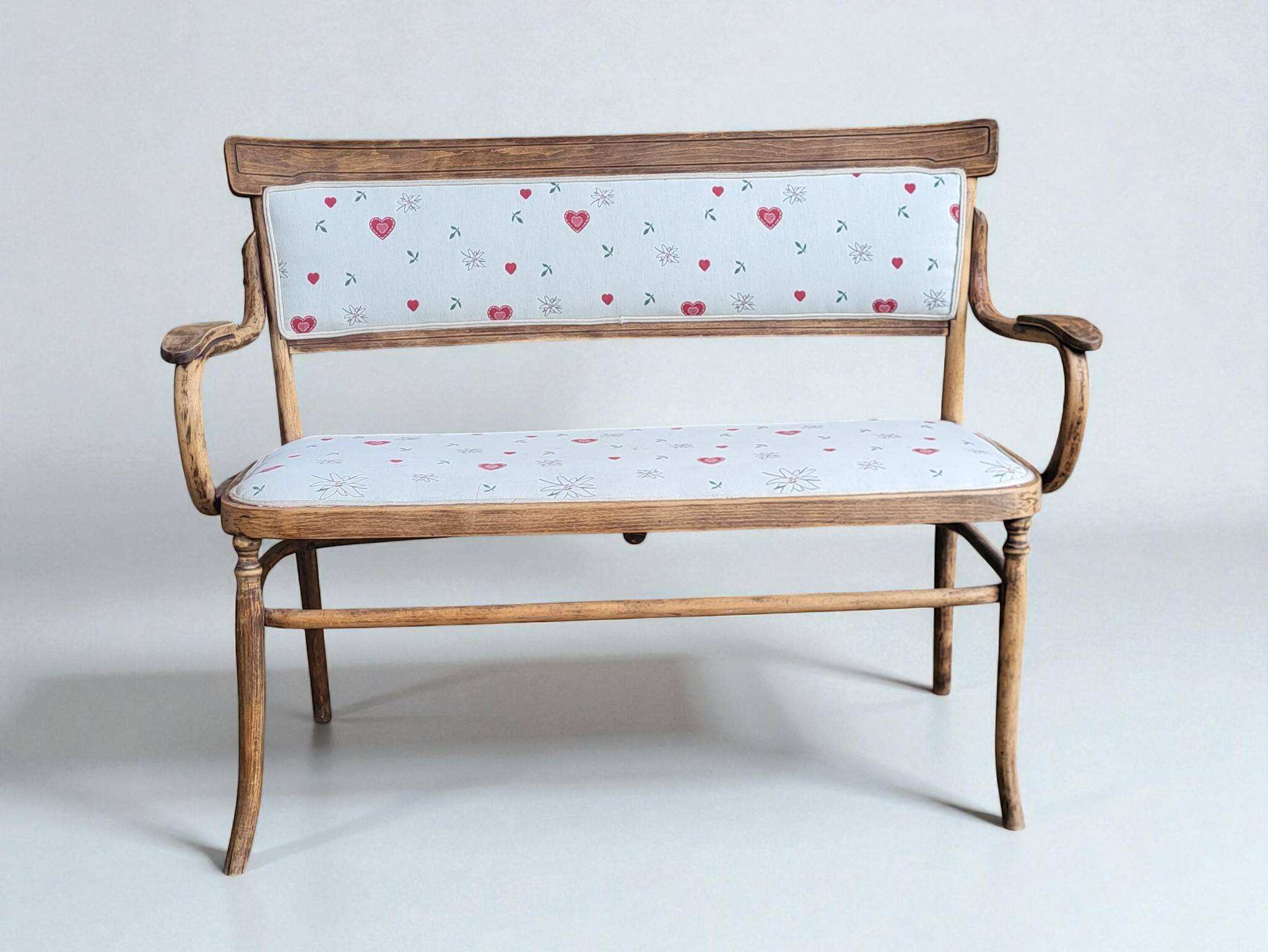 Mundus Vienna Austria Bentwood Living Room