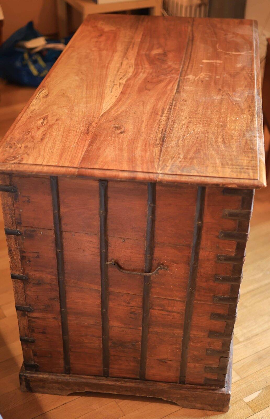 OLD INDIAN DESK