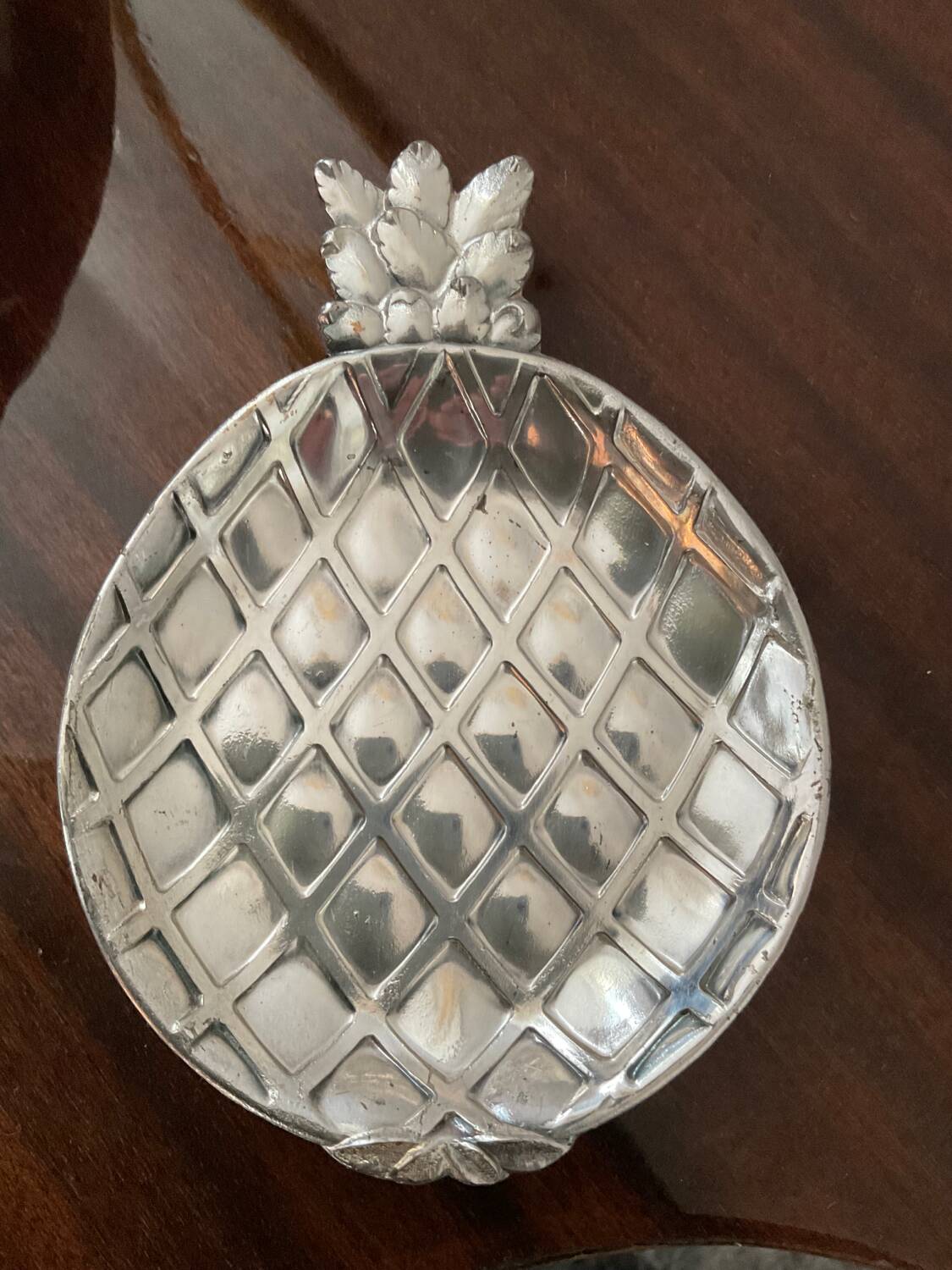 Pineapple cup series and 5 silver metal bowls