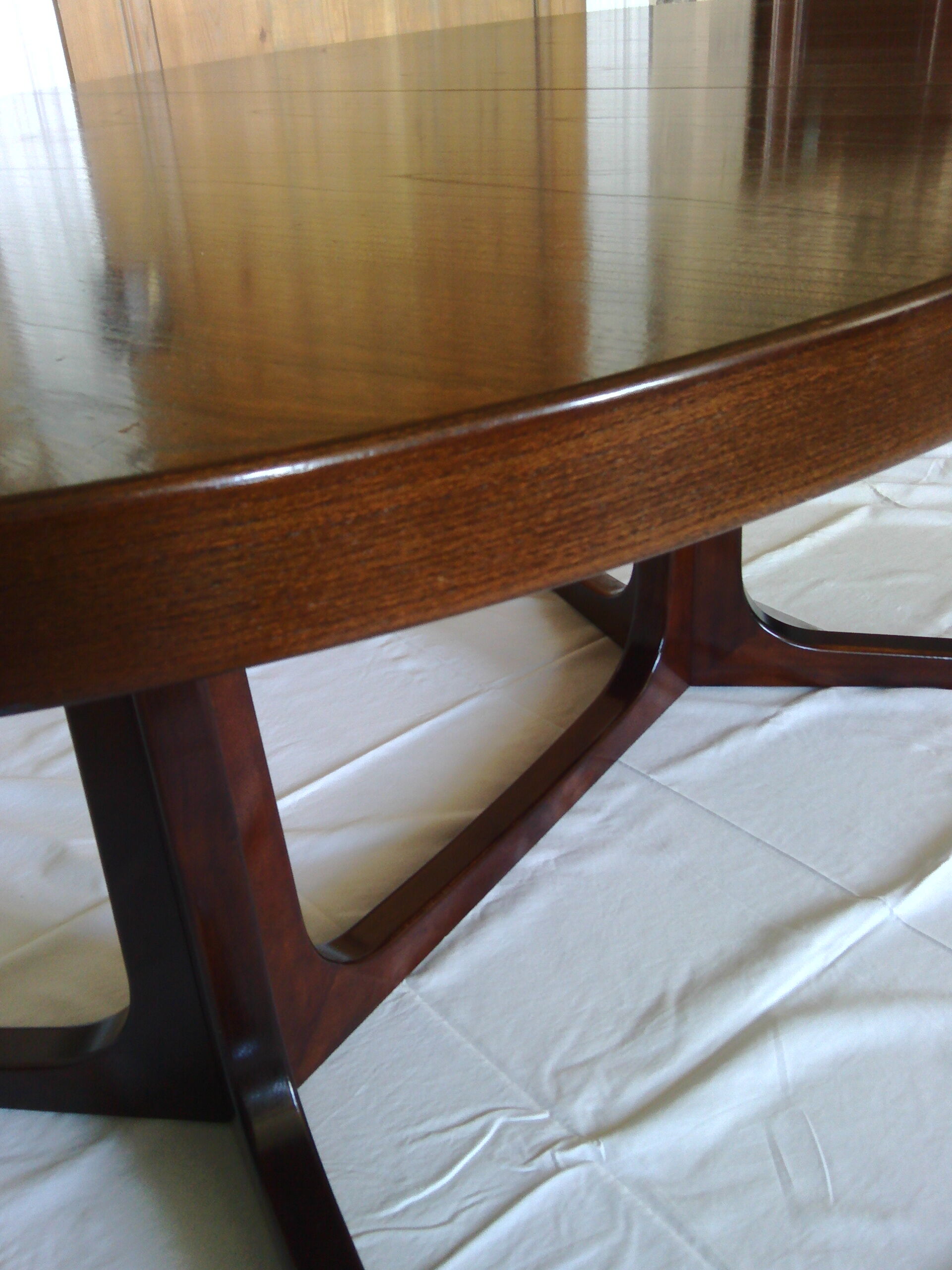 Vintage oval dining table with extensions for Baumann - 1960