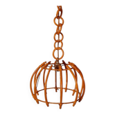 Suspension en rotin dans le goût de Louis Sognot, 1960