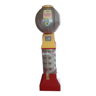 Candy dispenser bubble gum fairground