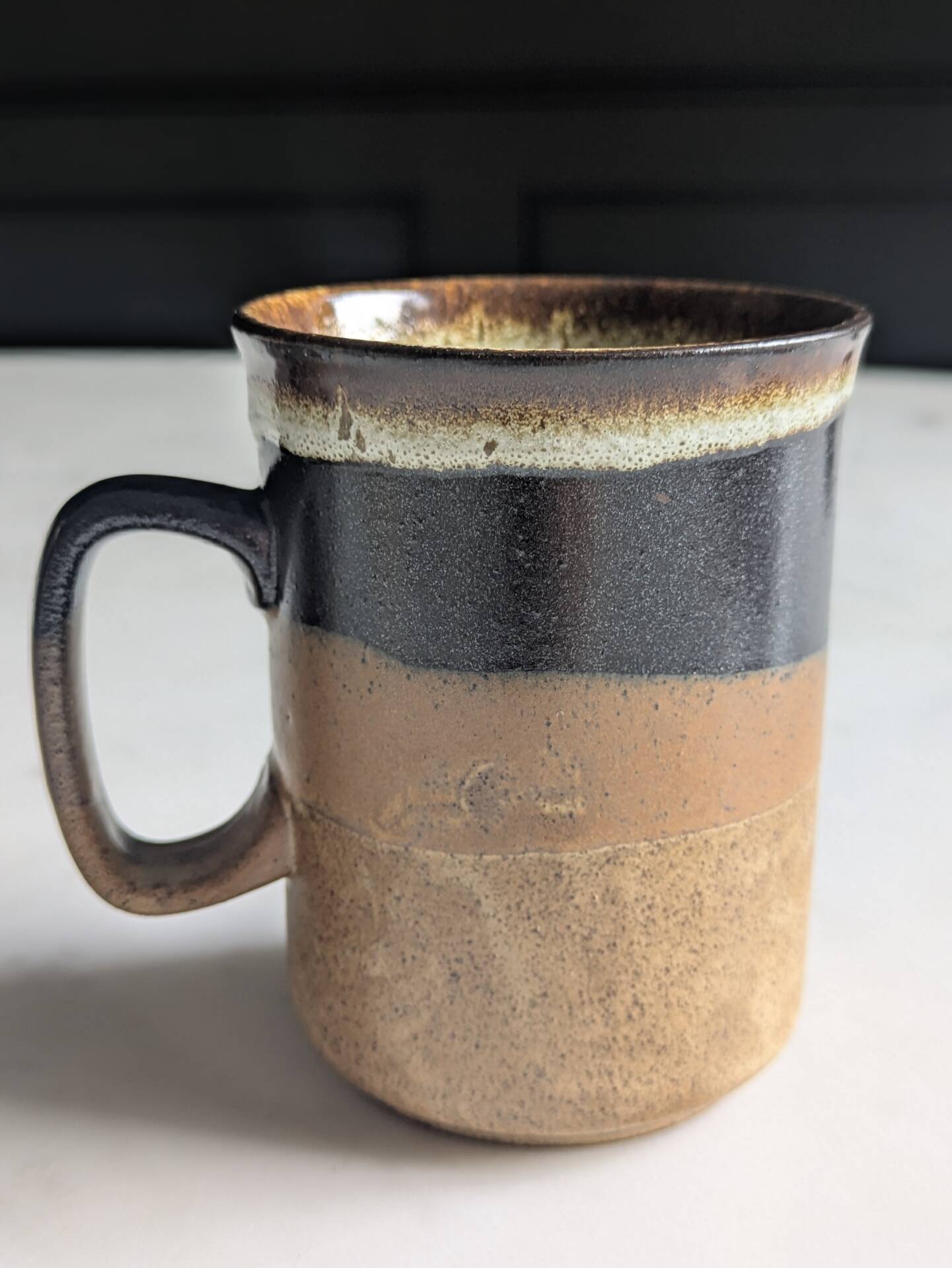 Set of brutalist mugs ''Buchan ceramics Scotland'' from the 1970s.