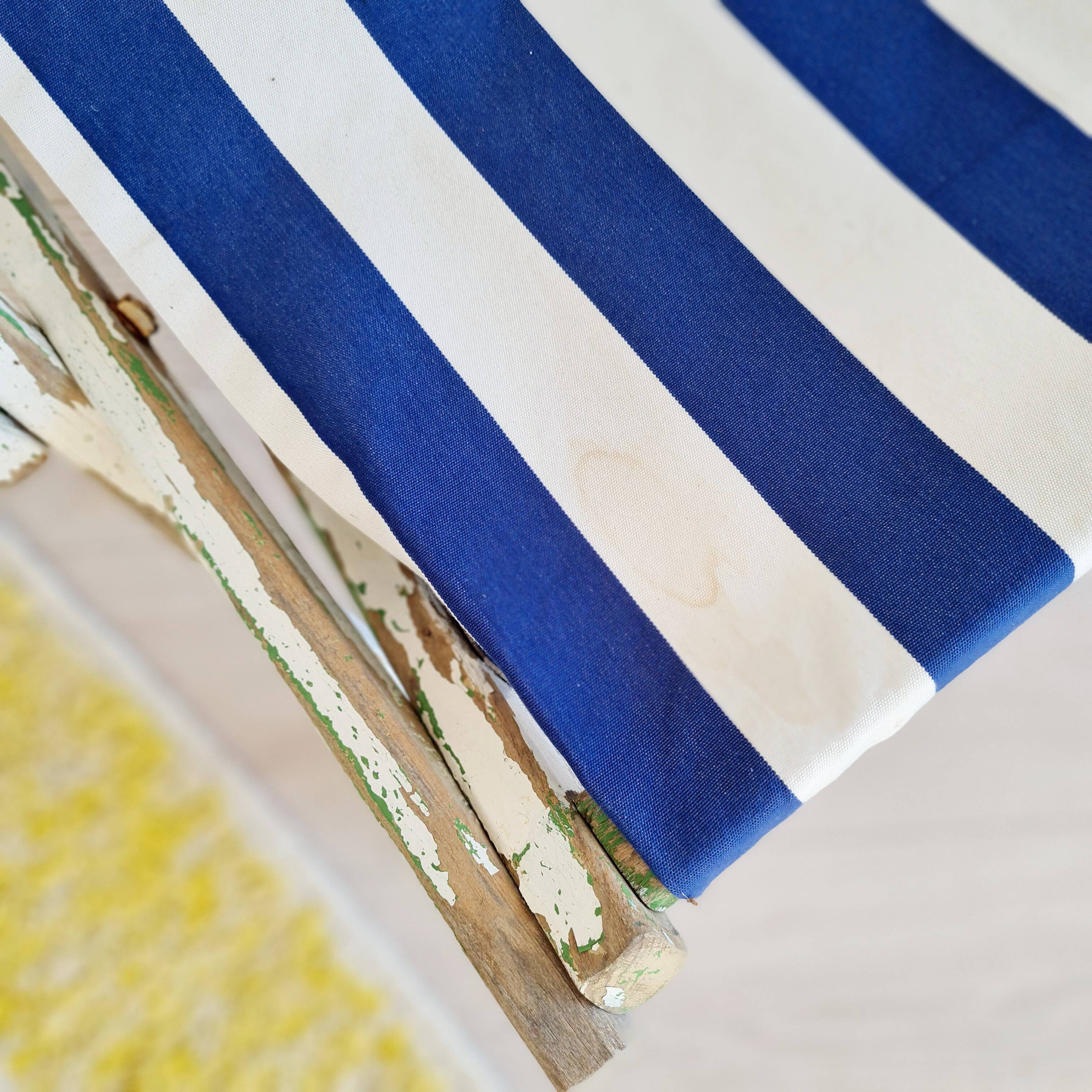 Deck chair - Vintage striped blue and white fabric.