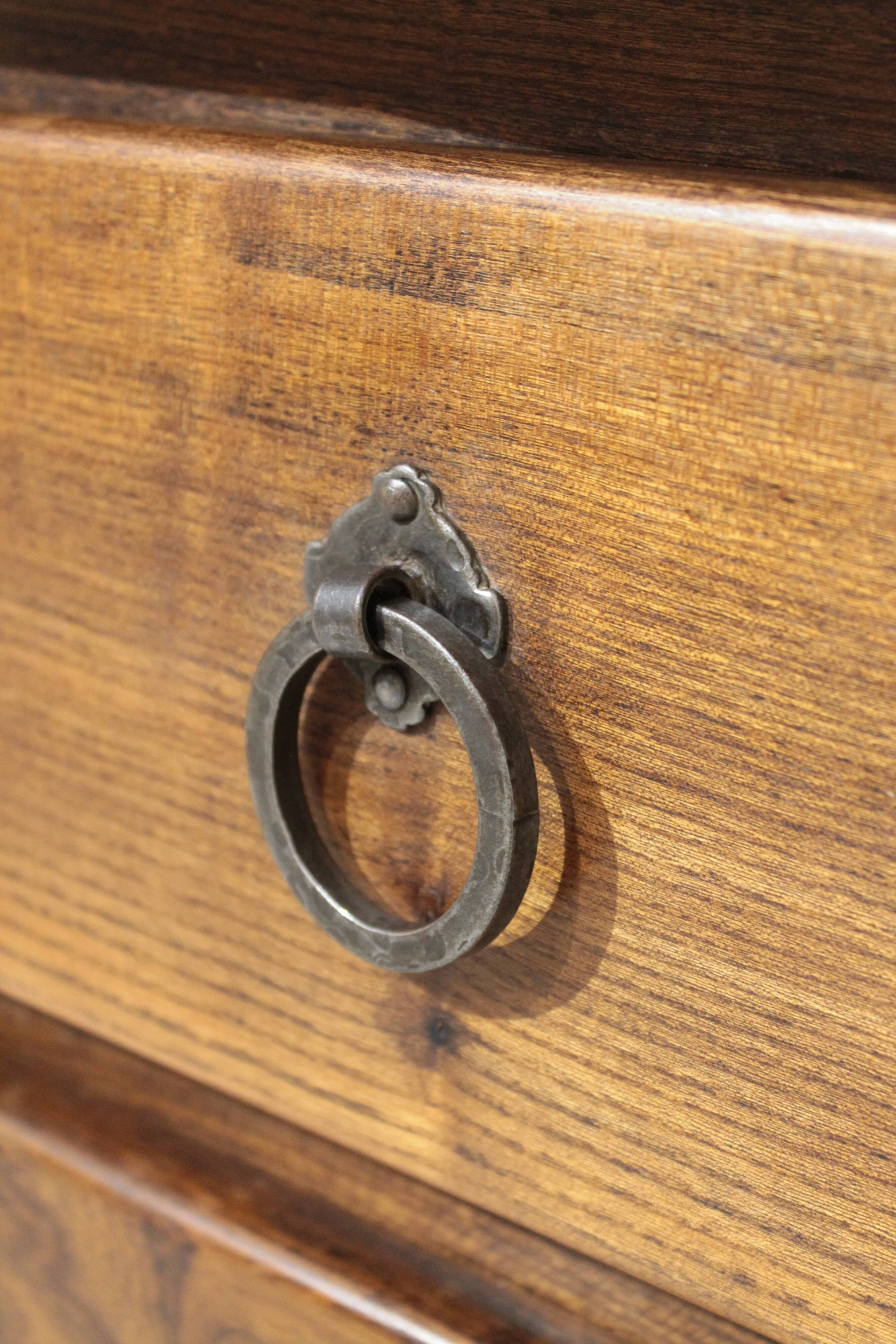 Commode brutaliste en orme Aranjou - Année 60