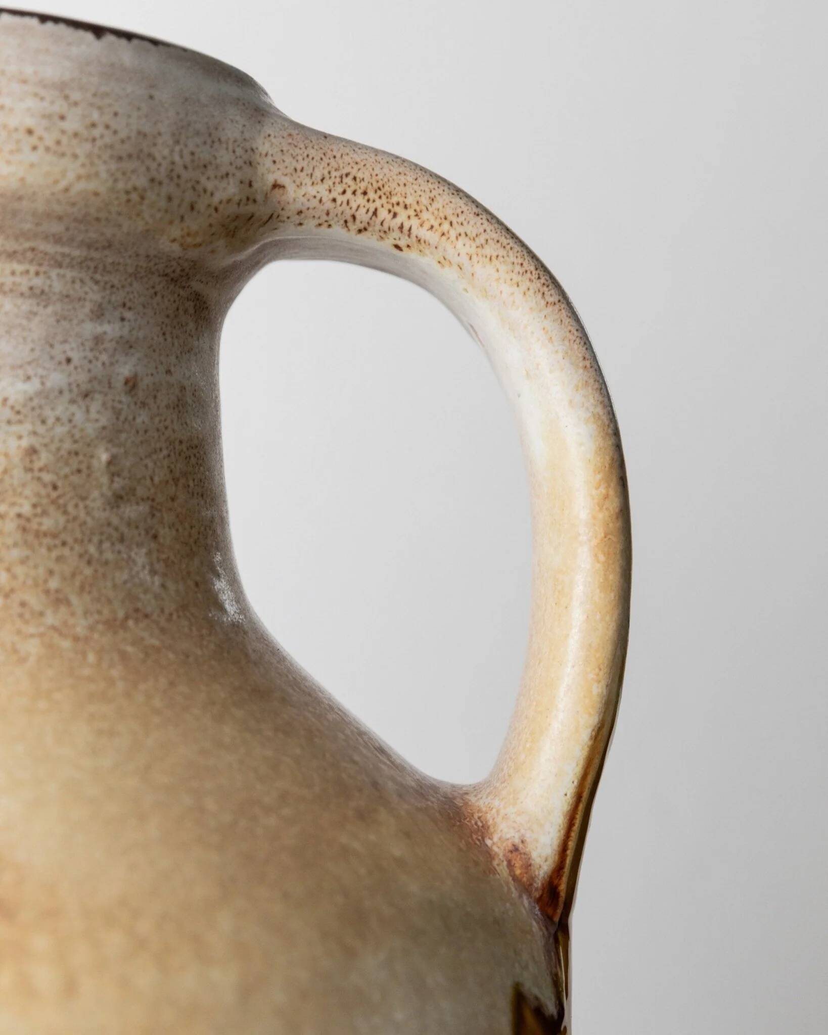 XXL Scheurich ceramic vase with beige-brown gradient glaze, jug with handle, 1970s Germany, vintage country-house decor