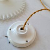 Serrated opaline suspension