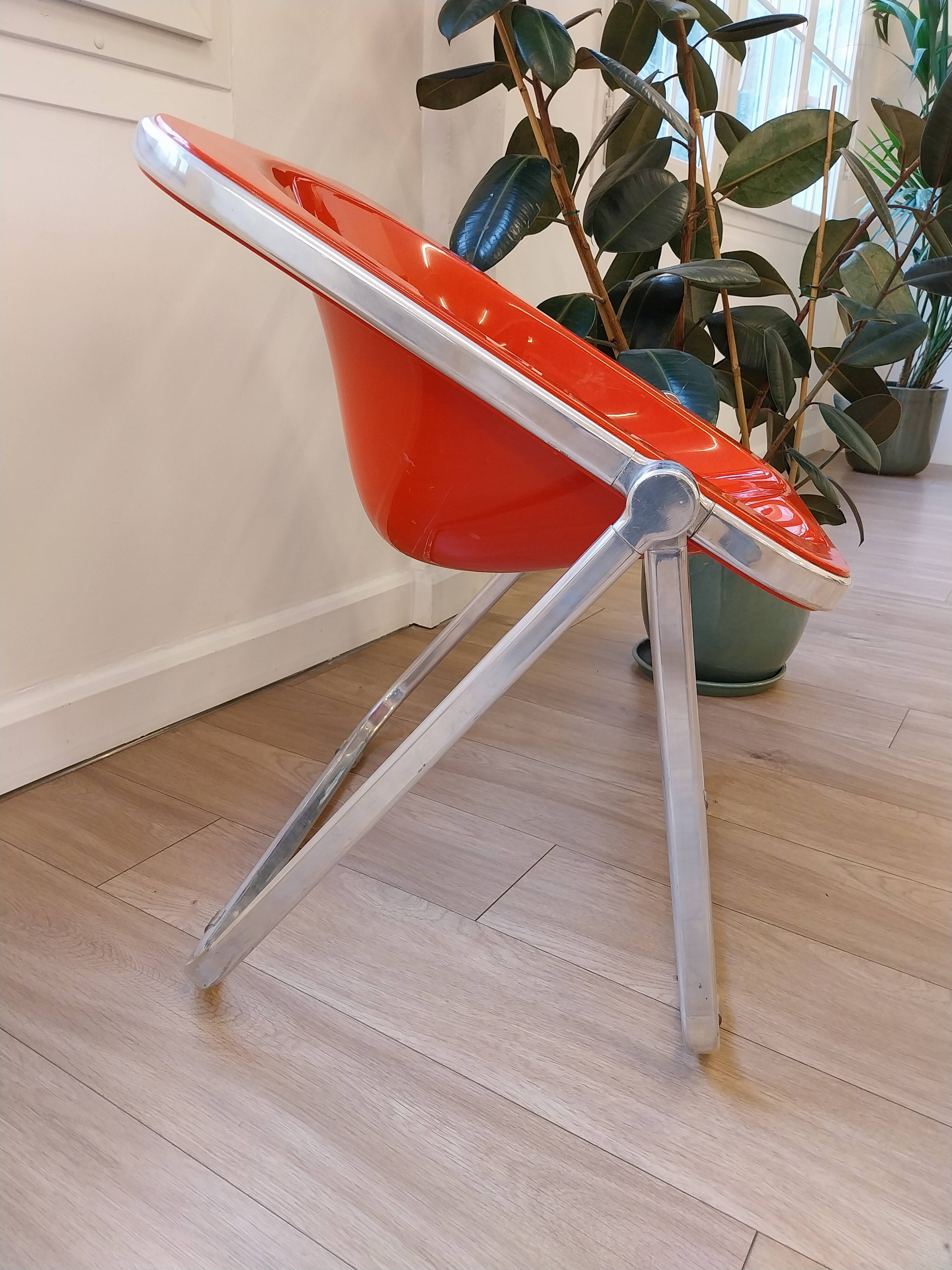 Vintage red Plona armchair – Italian design – Anonima Castelli