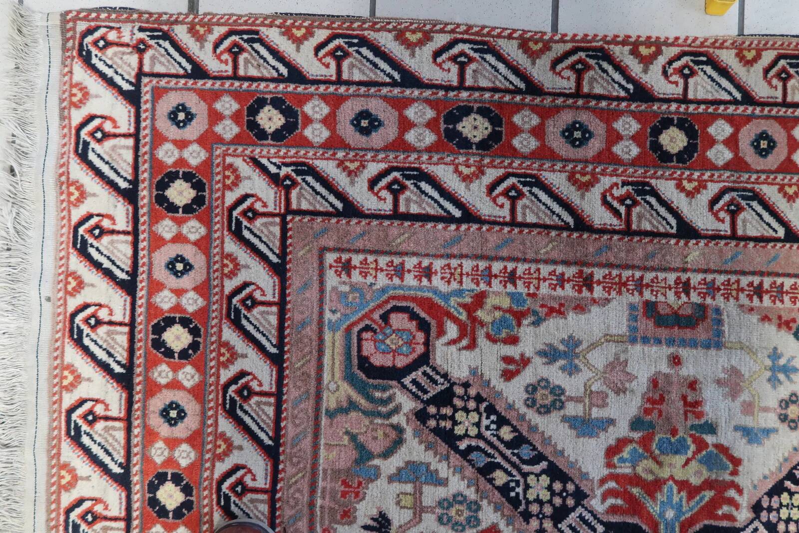 Handmade vintage Caucasian Zeyhur rug 130cm x 228cm 1950s