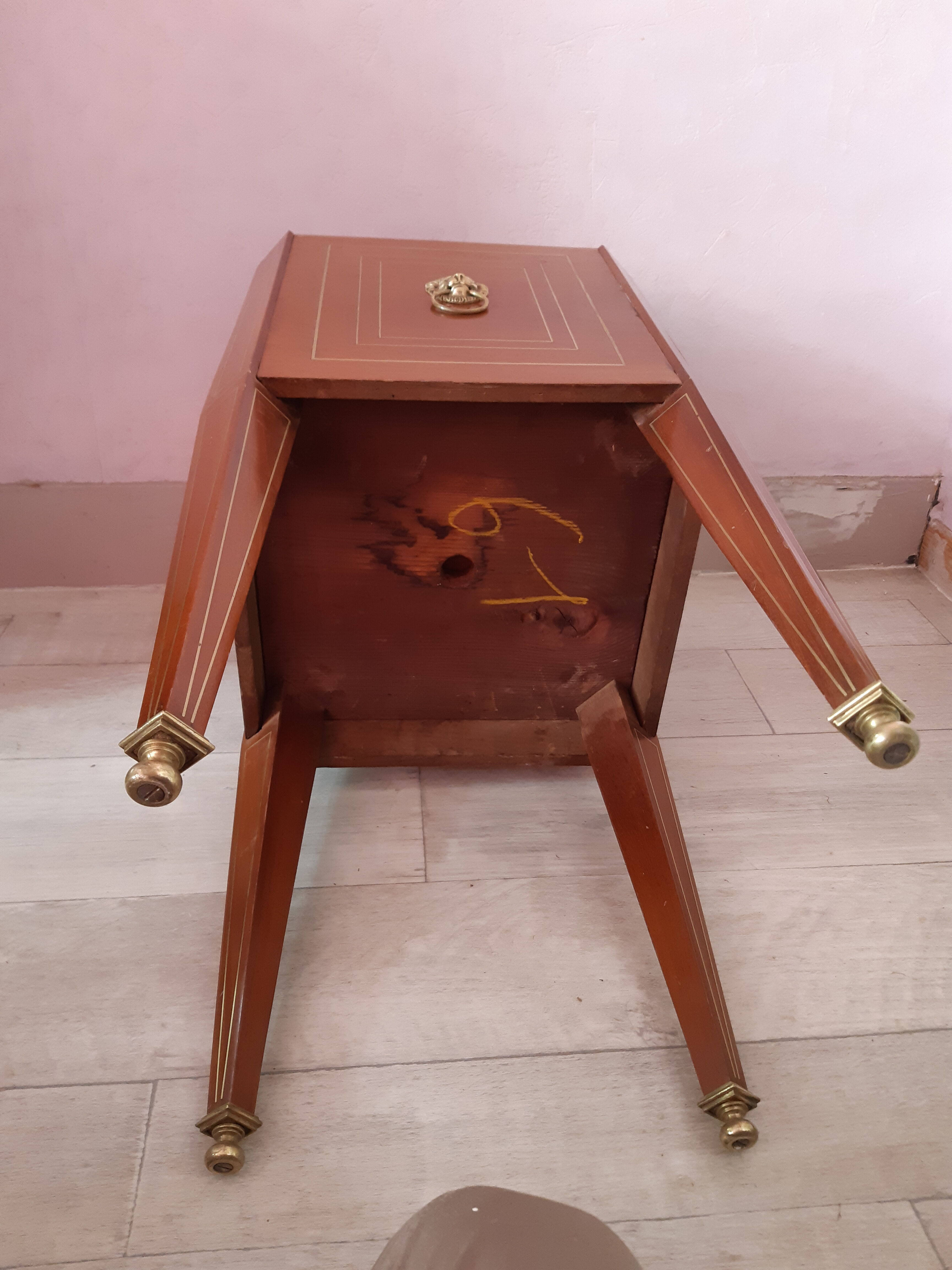 Nineteenth mahogany planter