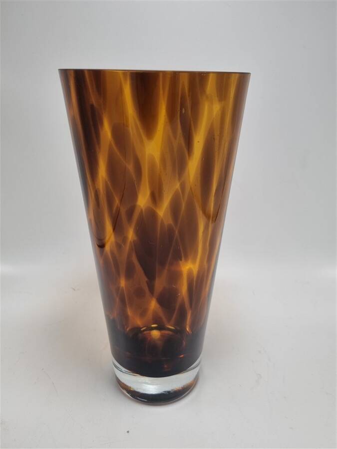 Tortoiseshell vase