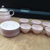 Set of 8 cups and a candy factory