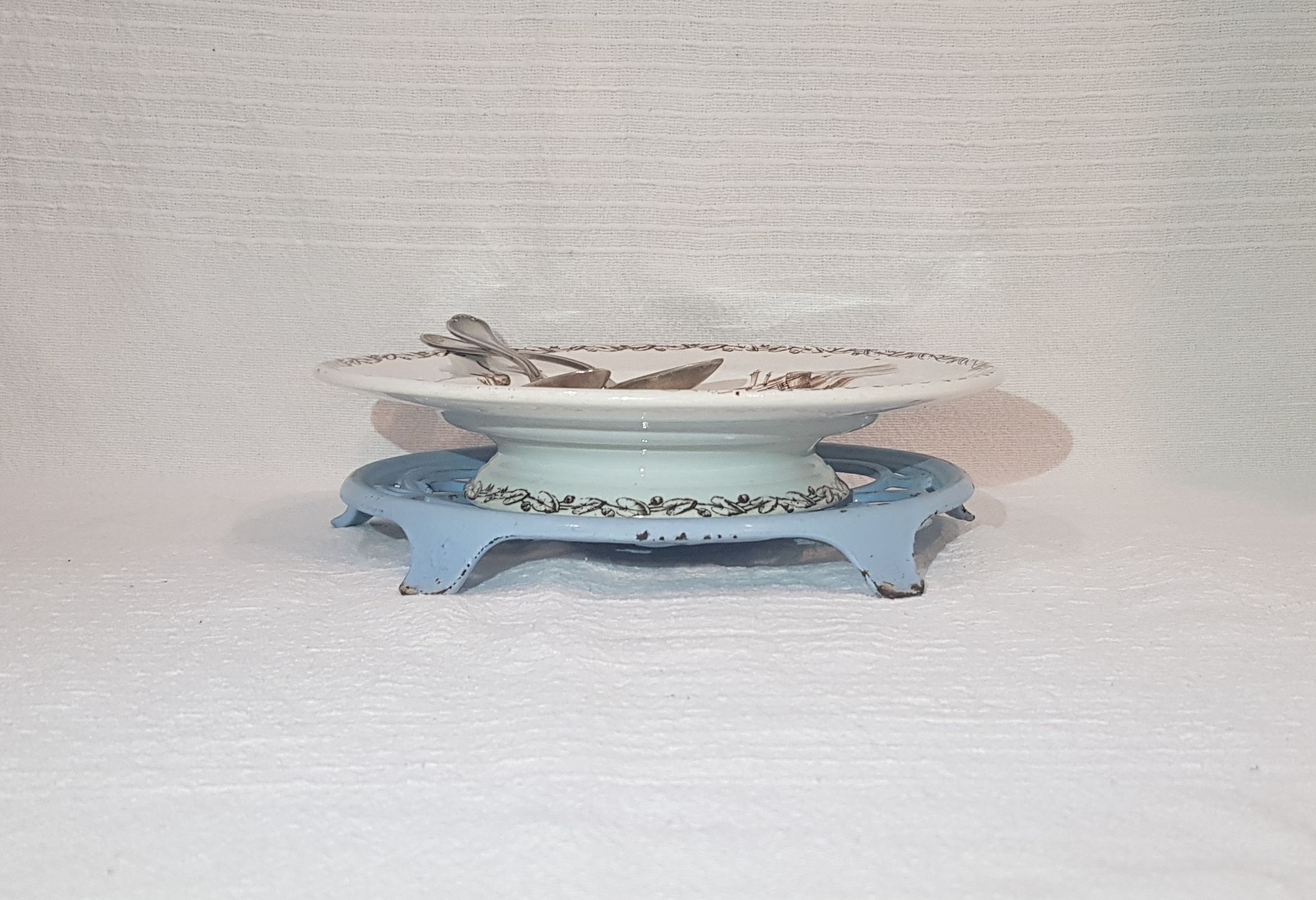 Dish in Earthenware of Creil and Montereau model Marine, iron earth, compotier
