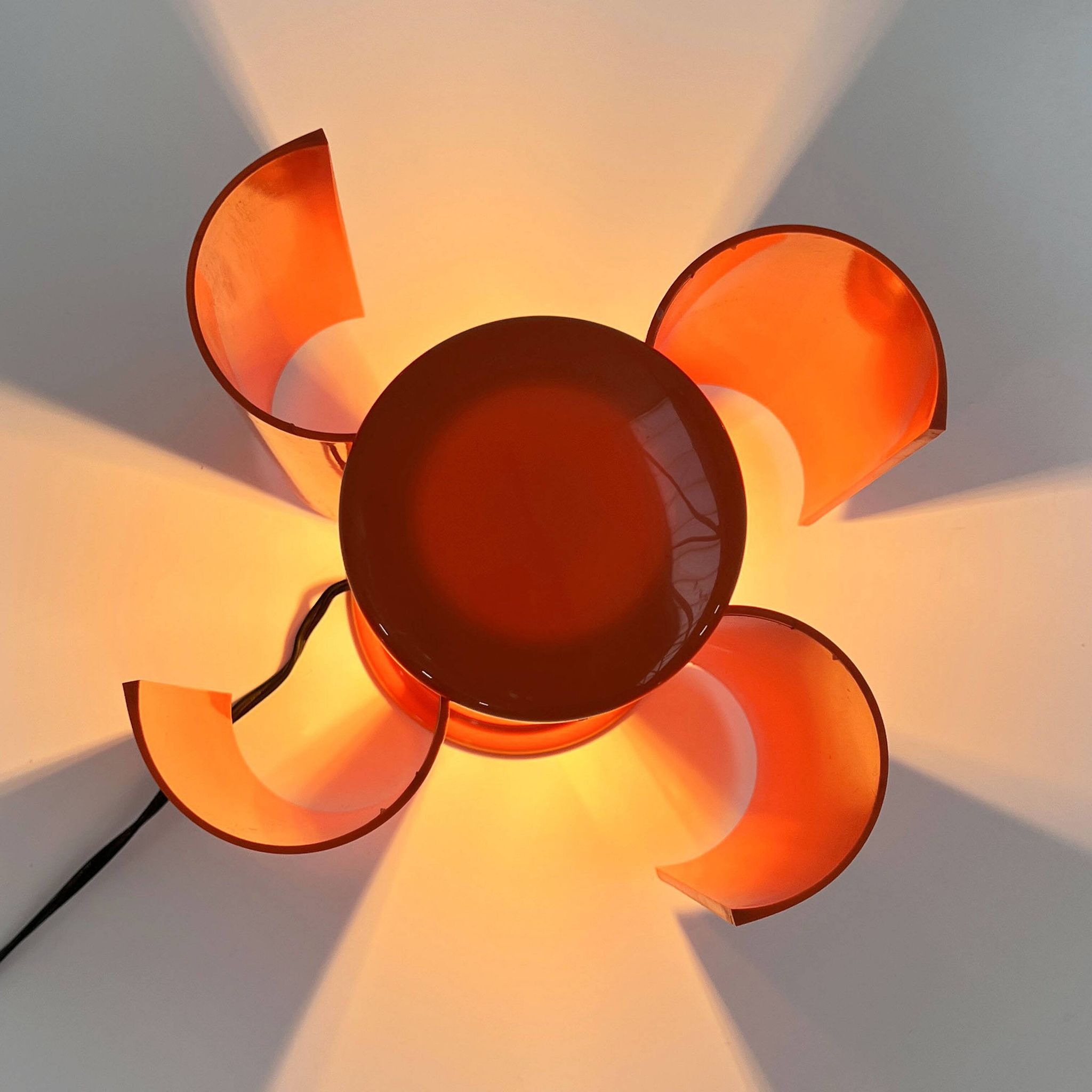 Flower table lamp by Studio D.A, Casati & Ponzio for Lamperti, 1970