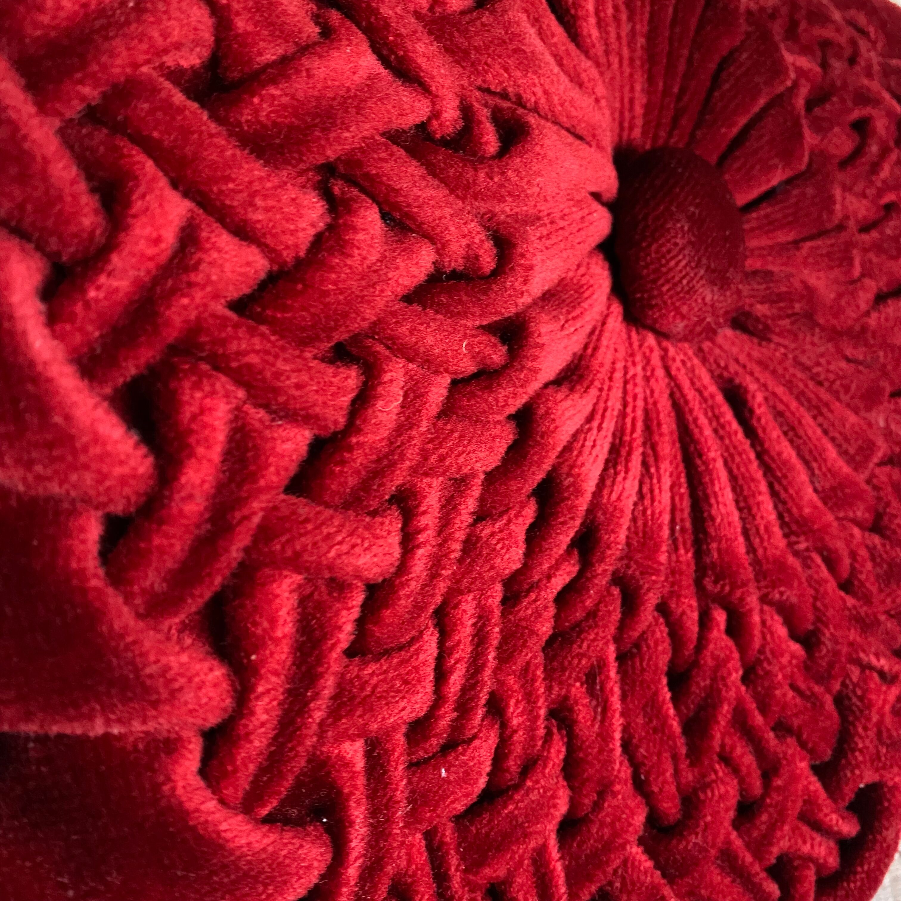 Coussin rond vintage en velours plissé
