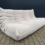 Ligne Roset Togo 3 places, 2 places et d'angle en velours côtelé beige