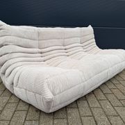 Ligne Roset Togo 3 places, 2 places et d'angle en velours côtelé beige