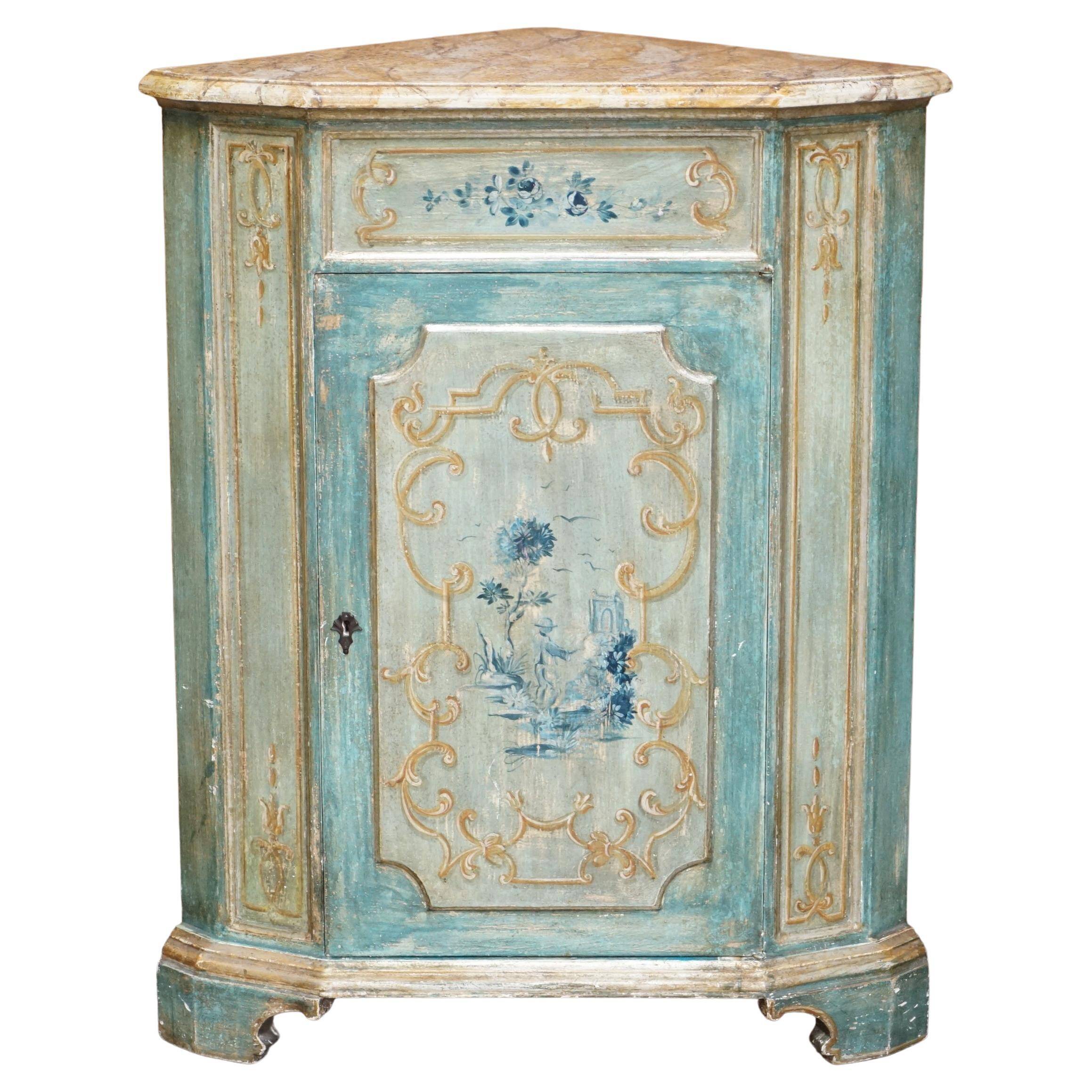 Buffet d'angle vintage peint main style français dessus marbré