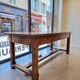 Farm table