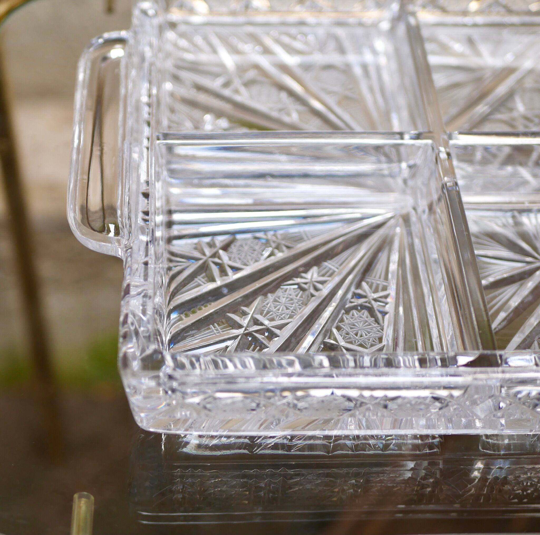 Crystal aperitif dish