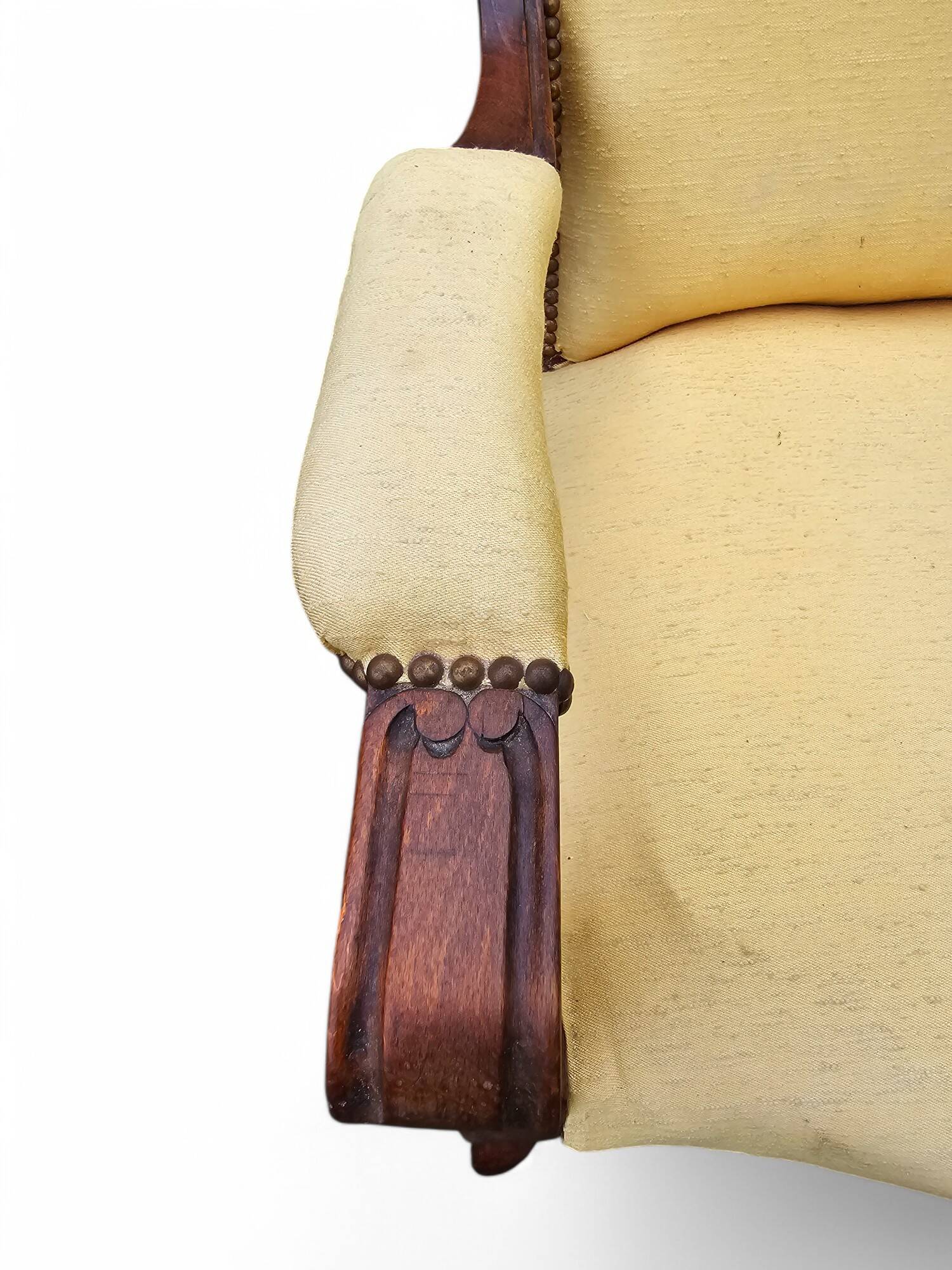 Voltaire armchair in walnut