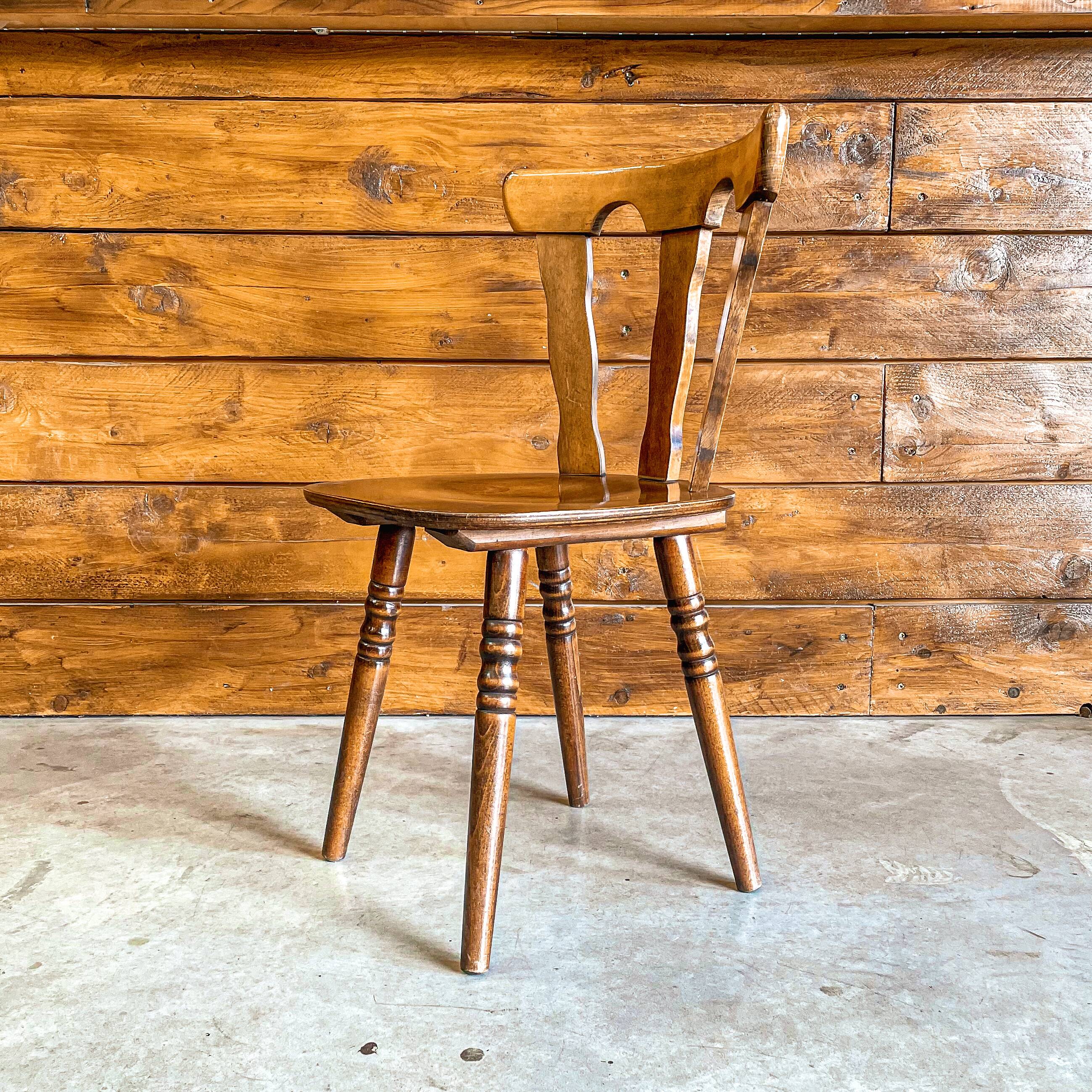 Lot de 2 chaises bistrot vintage