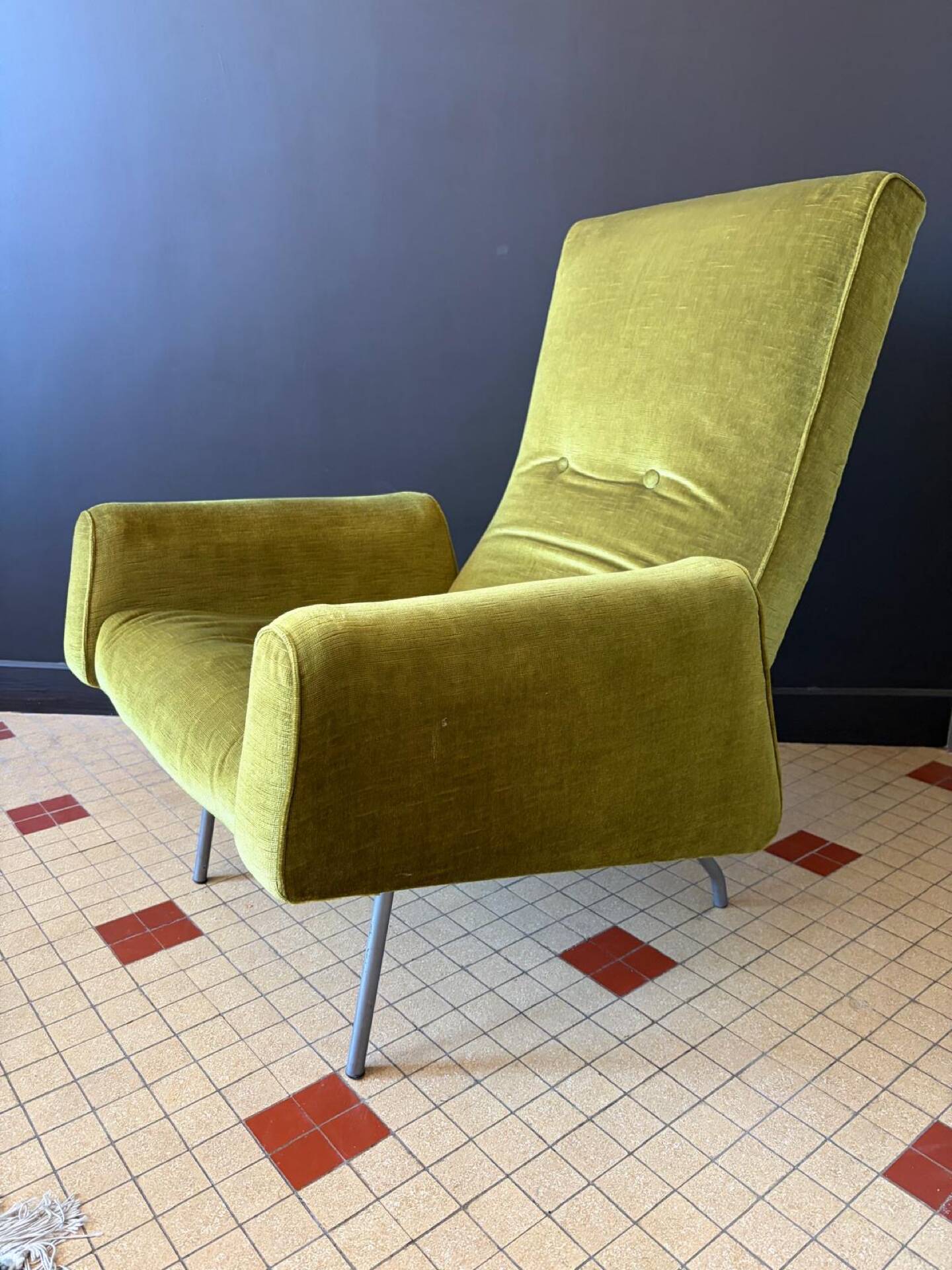 2 vintage chairs by Louis Paollozzi for Zol