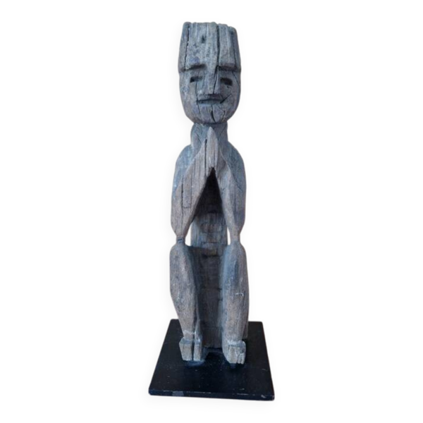 Ouest du Népal - Statue dite gardien des sources représentant un ancêtre — Beyit
