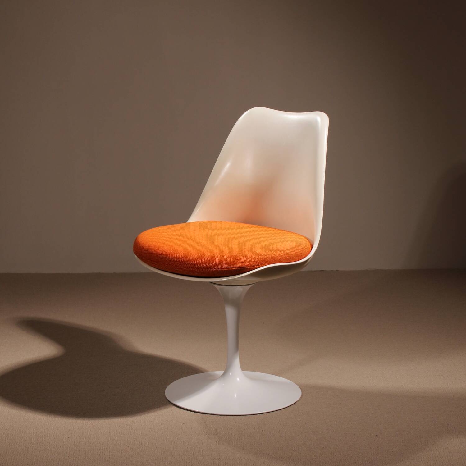 Four Tulip Chairs ‚151‘ by Eero Saarinen for Knoll International | USA 1957
