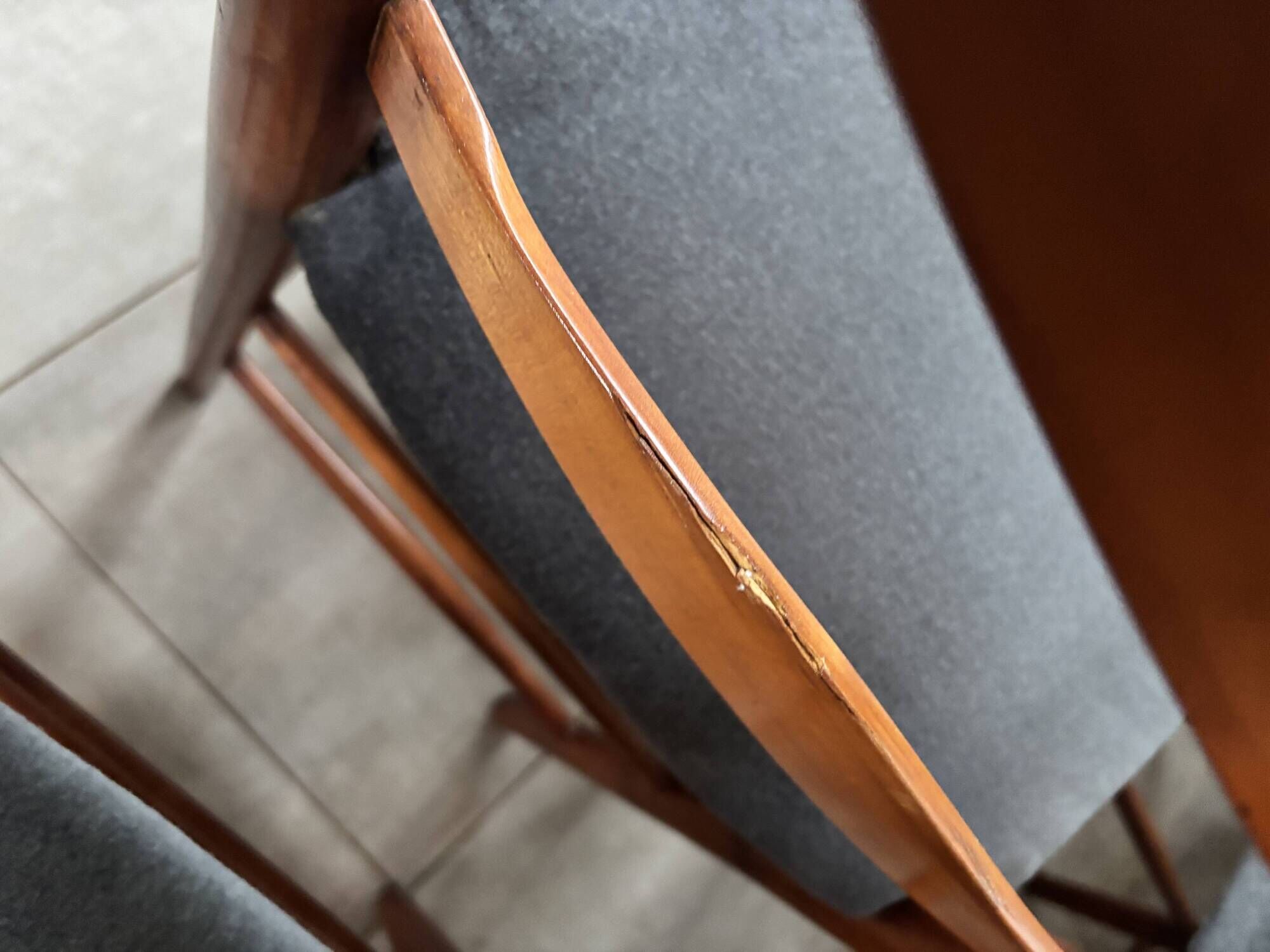Set of 8 Scandinavian ladderback chairs, 1960s.