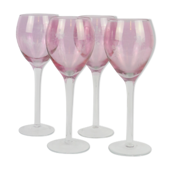 Set of 4 wine glass in pink and engraved glass, vintage