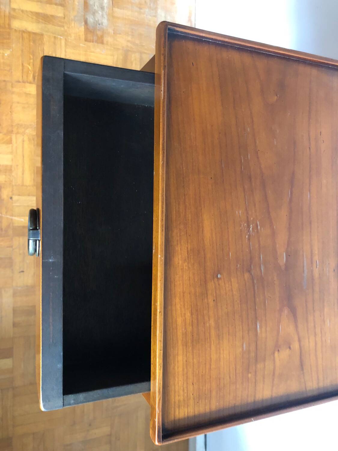 Classic bedside side table